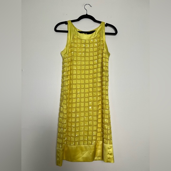Aidan Mattox Womens Yellow Sequins Dress 6 Prom Homecoming Party Shine Silk Chic - Picture 1 of 17